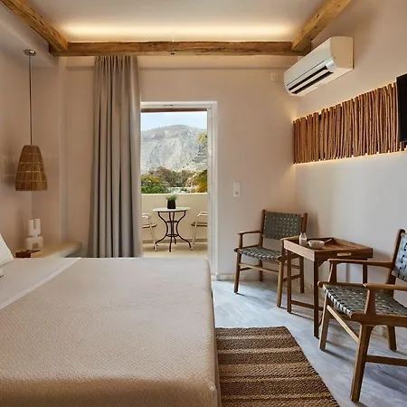 Hermes 4* Kamári