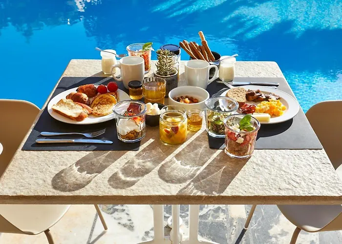 Hermes Hotel Kamari (Santorini)