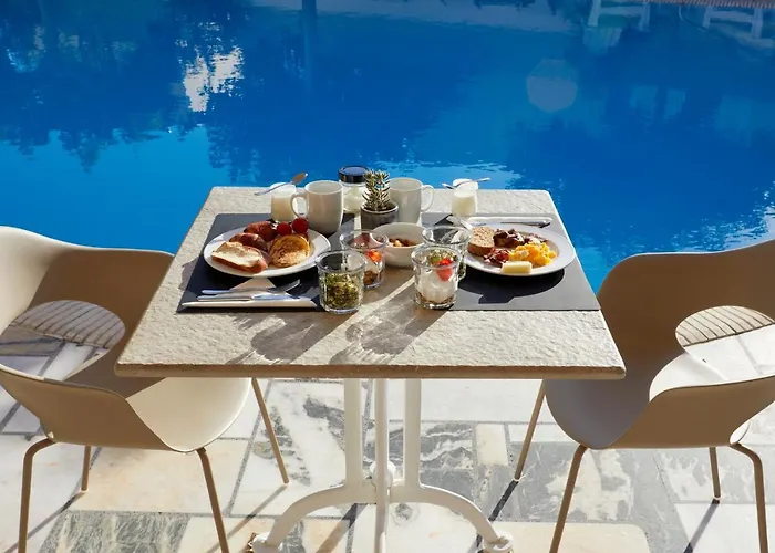 Hotel Hermes Kamari (Santorini)