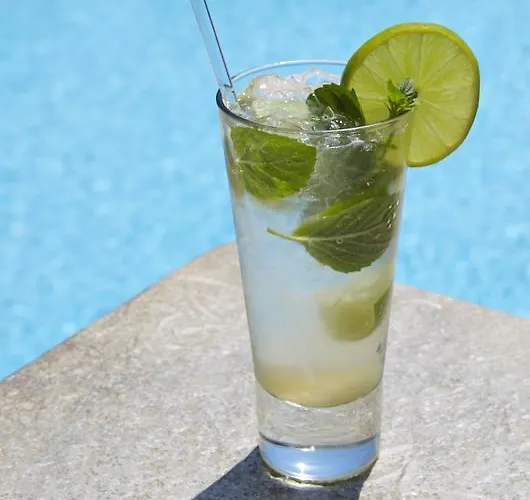 Hotel Hermes Kamari (Santorini)