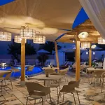 Hermes 4* Kamári